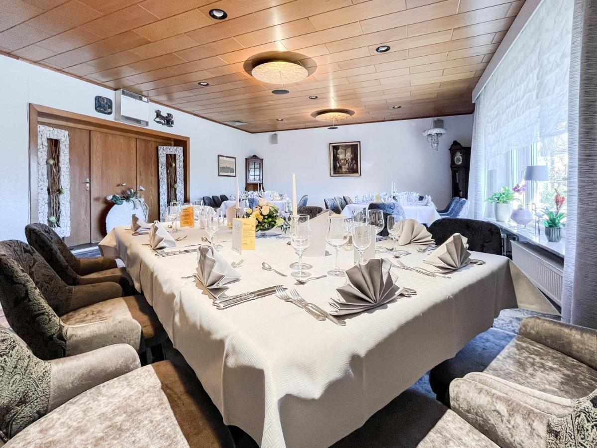 Hotel-Restaurant Vier Linden Штаде Екстер'єр фото